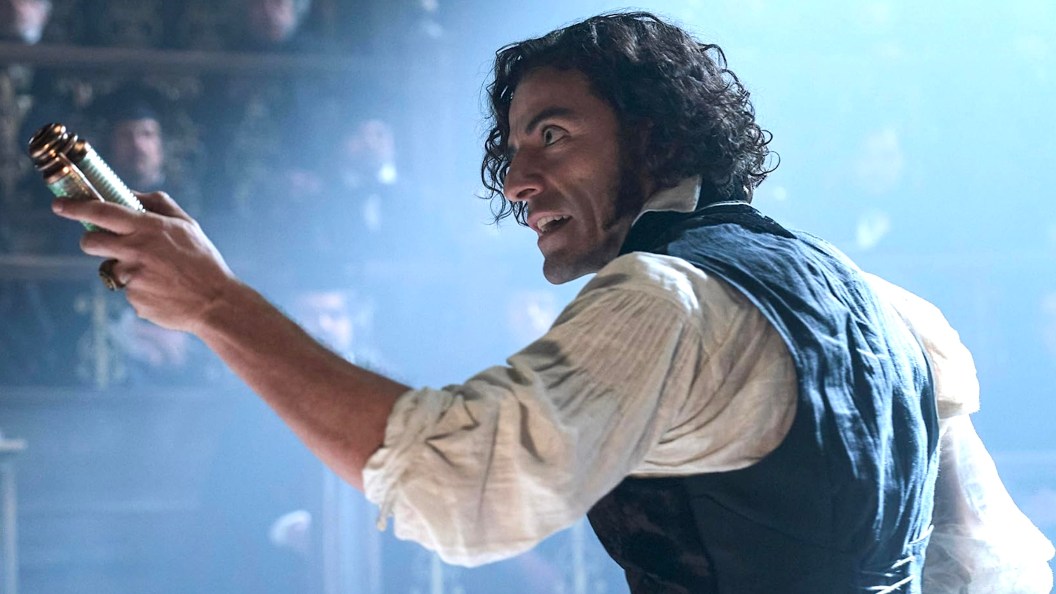 Oscar Isaac in Frankenstein