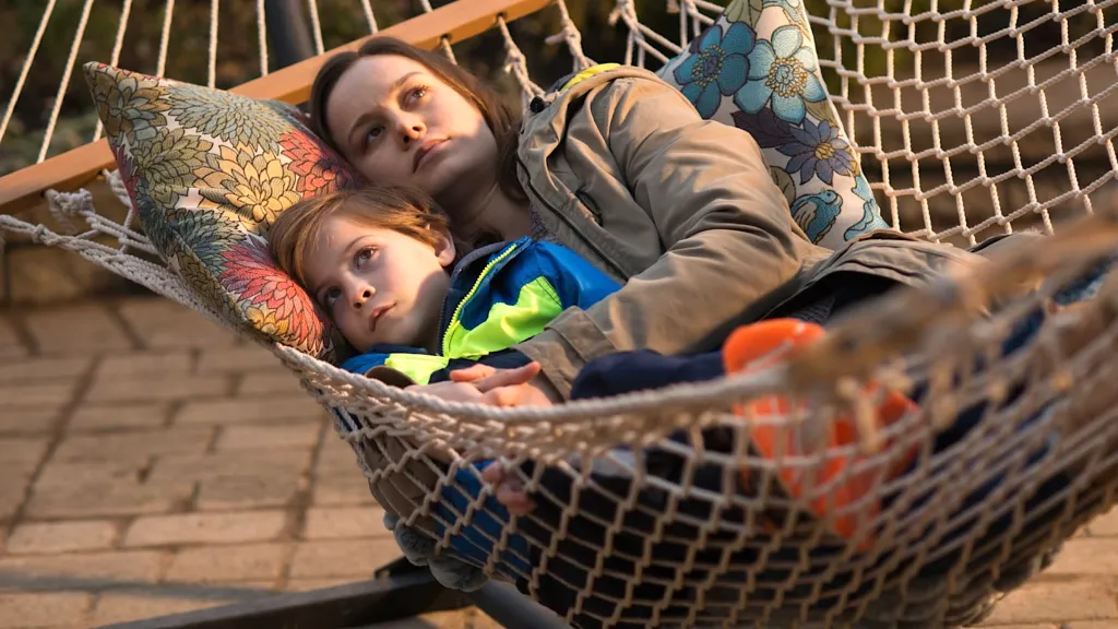 Brie Larson and Jacob Tremblay in Room 