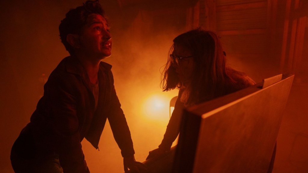 Rich and Marge during the burning of The Black Spot in IT Welcome to Derry Episode 7