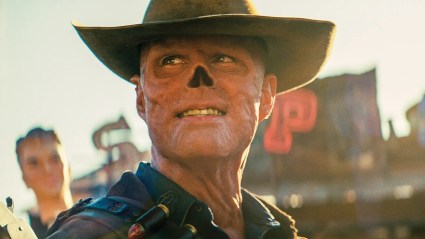 Walton Goggins as the Ghoul smiling in Fallout