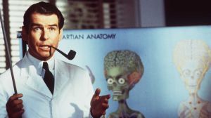 29 Years Ago Today, Tim Burton’s Iconic Sci-Fi Flop Was Released (And Its Ensemble Cast Has Still Never Been Beaten)