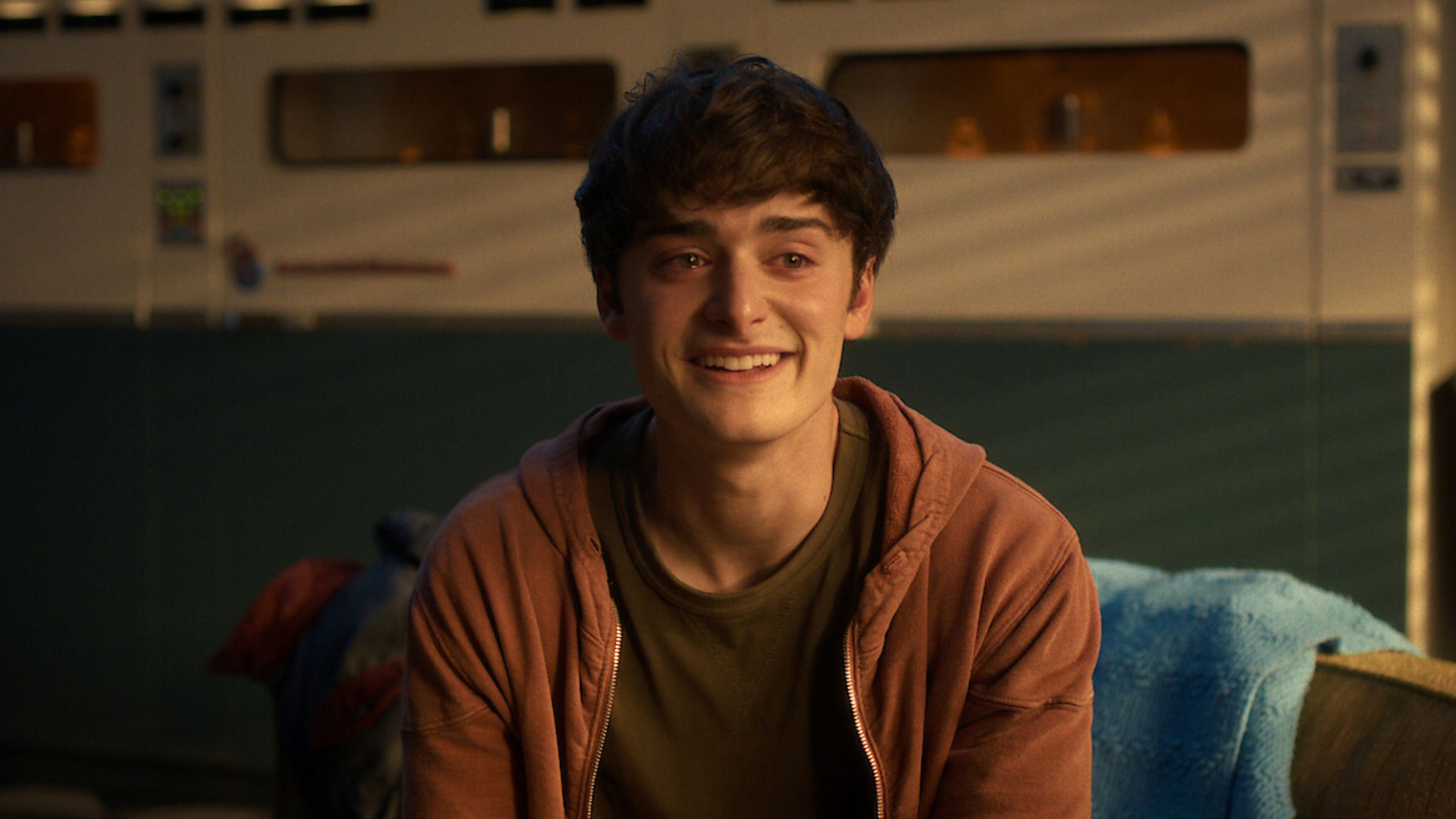 Will Finally Has His Coming Out Moment in Stranger Things (And It's ...