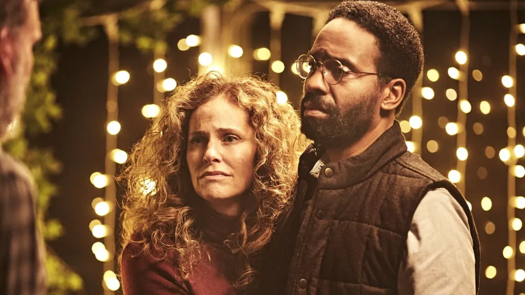 Amy Brenneman and Kevin Carroll in The Leftovers