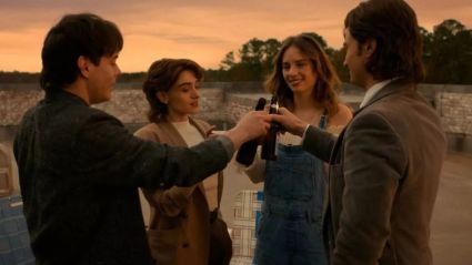 Robin Buckley, Nancy Wheeler, Jonathan Byers, and Steve Harrington Stranger Things