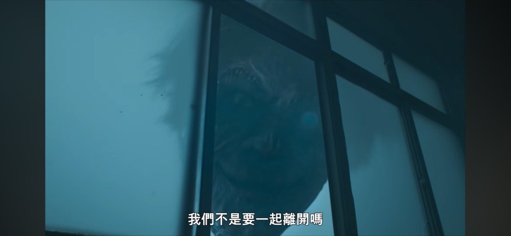 بالون های آویزان در سری Bloody Smart