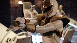 Power Rangers Toyline Reveals White Ranger Tigerzord, Saba, and More