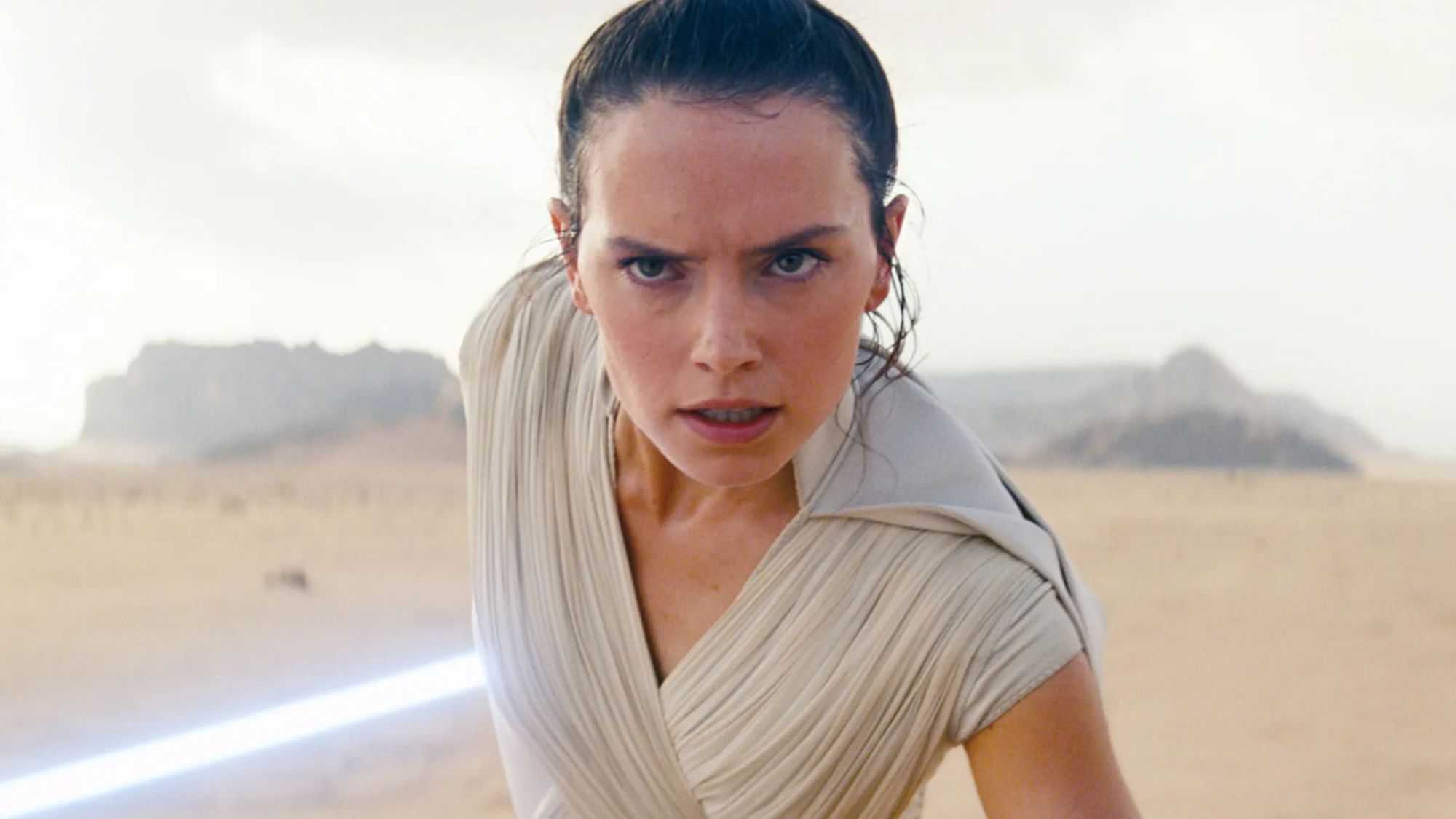These 5 Star Wars Sequel Trilogy Scenes Aren’t in the Movies, But Would Have Made Them Even Better