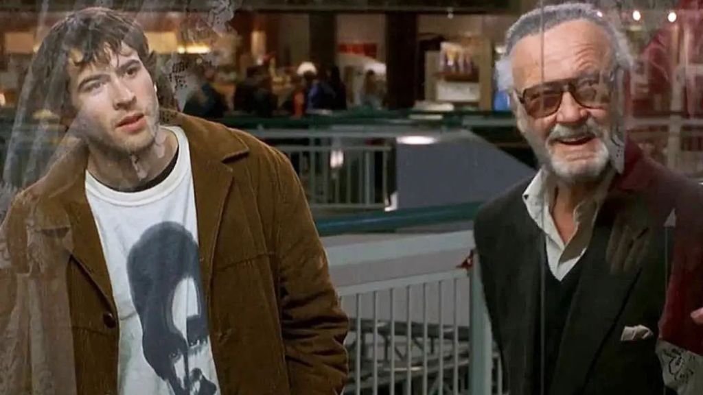 Stan Lee and Jason Lee in Mallrats