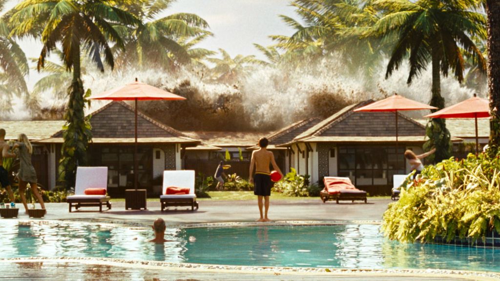 Tom Holland in The Impossible