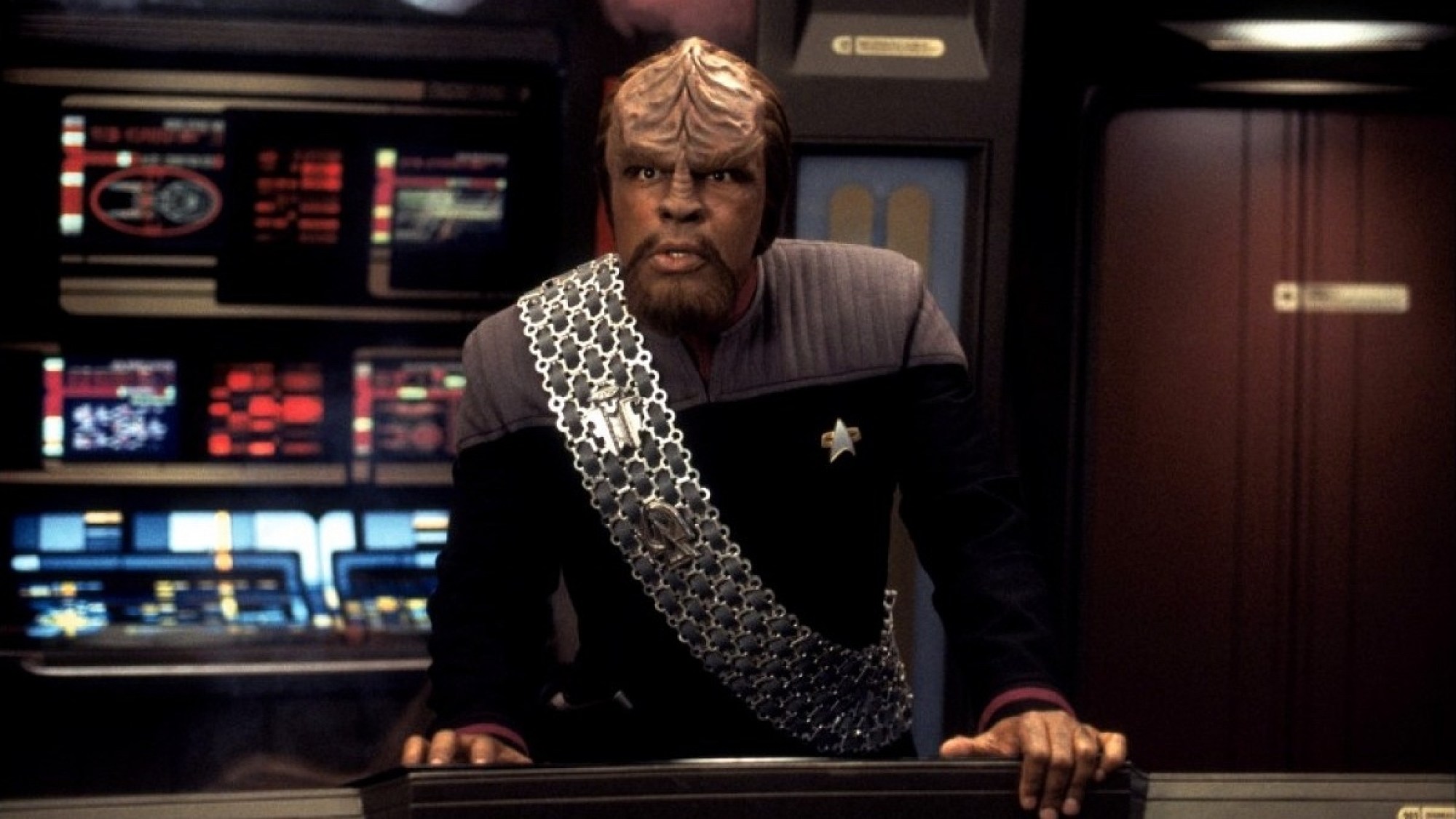 Star Trek Just Made Worf's Replacement One of the Franchise's Most Tragic Characters Ever
