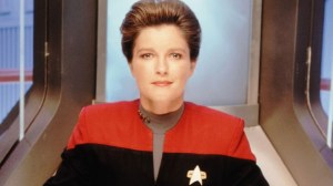 Star Trek Finally Reveals Voyager’s Official Replacement