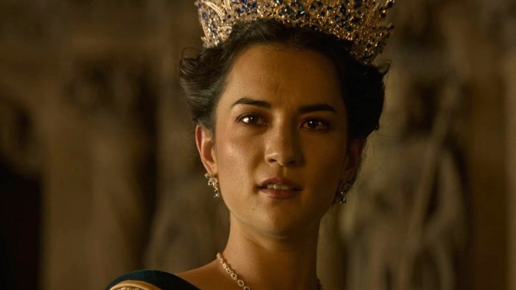 Alina Starkov as queen in Shadow and Bone