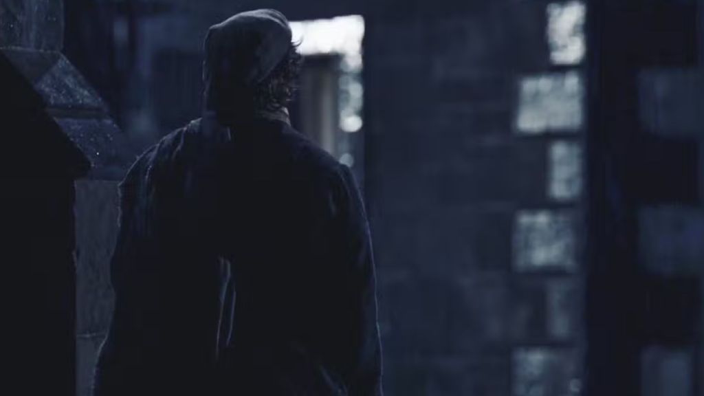 outlander-personagem-sombrio-castelo-noite-cena-misterio-serie-drama
