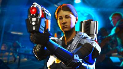 A soldier from XCOM Enemy Unknown with a pistol.