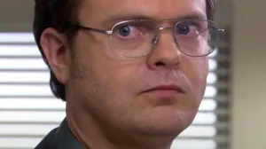 7 Iconic Sitcom Scenes That Literally Everyone Knows (Even if You Haven’t Seen Them)