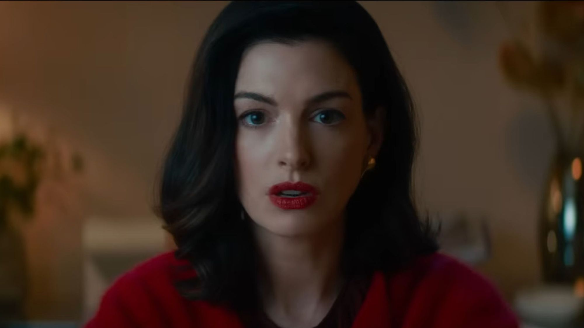 Anne Hathaway’s First Villain Role in 6 Years is the Perfect Follow-Up to Sydney Sweeney’s Hit Thriller
