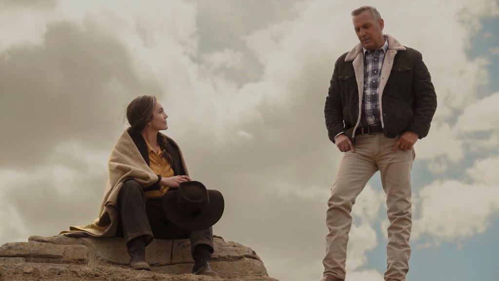 Diane Lane and Kevin Costner in Let Him Go