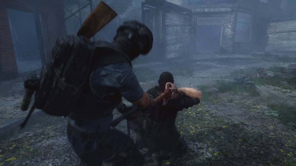Player killing another player with an axe in Terminal War.