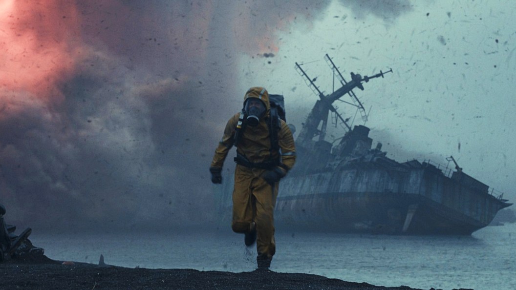 Gerard Butler Has Taken Over HBO Max in the U.S. & Worldwide Thanks to These 3 Movies (Including His Sci-Fi Sequel)