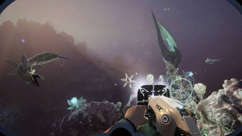 Subnautica 2 swimming through world