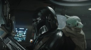 New Mandalorian and Grogu Sneak Peak Breaks Two Star Wars Traditions (& It’s the Right Call)