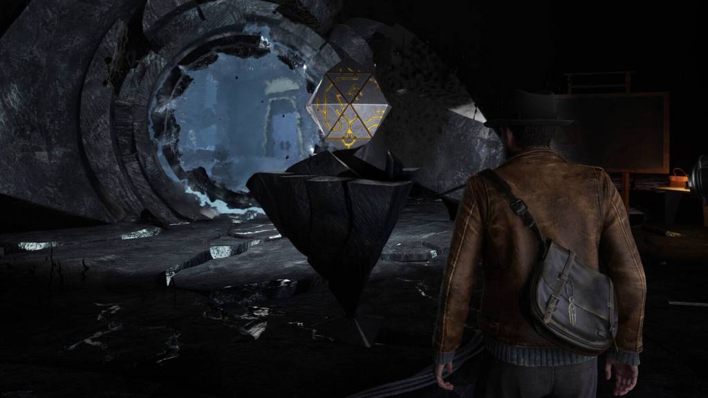 The Sinking City 2 investigating strange object