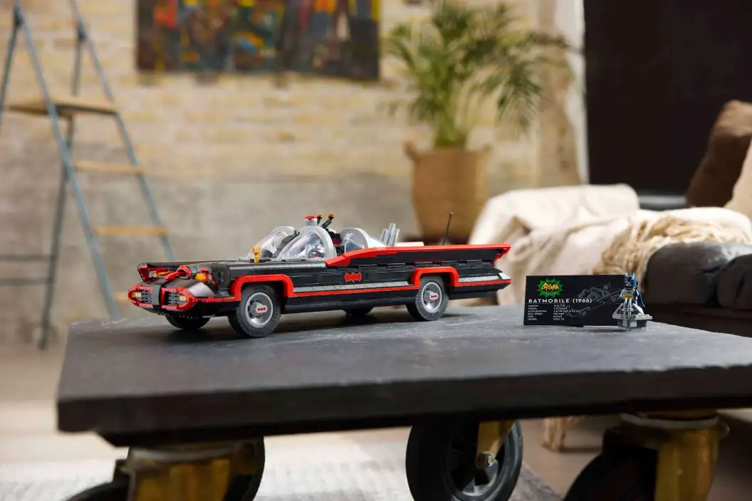 Batman Collectors Are Racing to Grab This Classic TV Batmobile LEGO Set