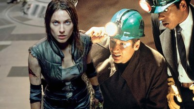 Split image with stills from Pandorum (2009) and Evolution (2001)