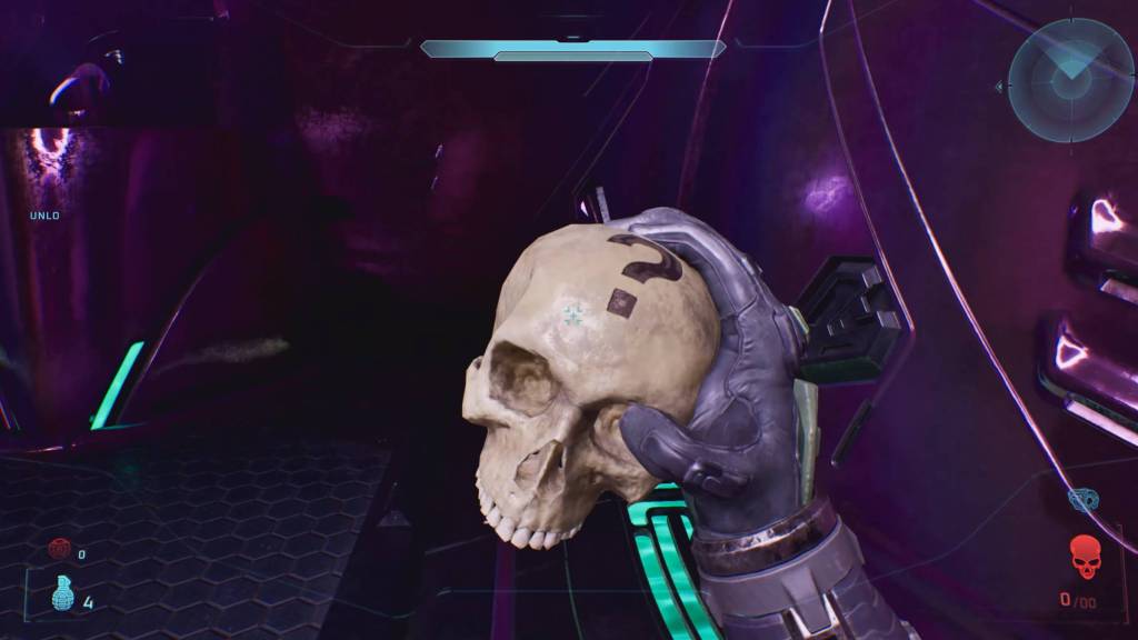 Halo Campaign Evolved collecting a Skull
