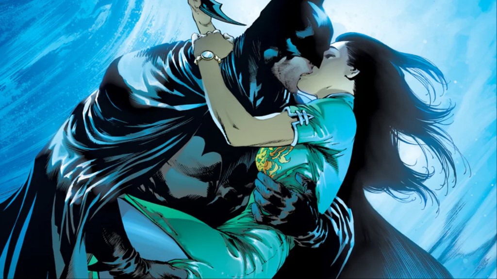 Batman and Talia al Ghul kissing