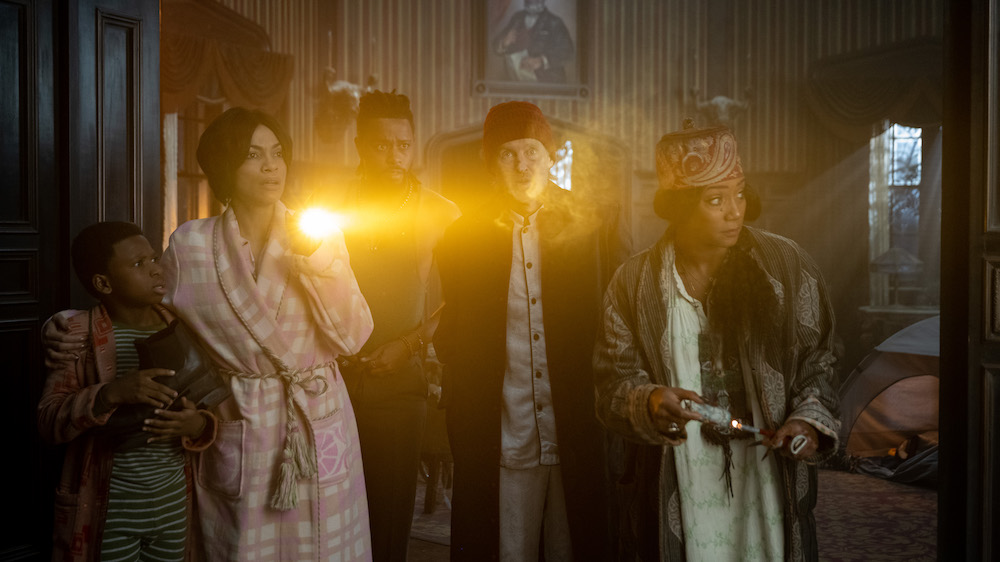 The cast of 2023's The Haunted Mansion.