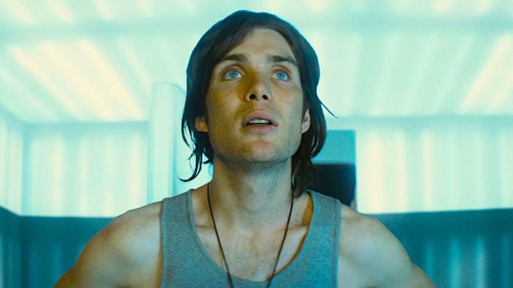 Before Oppenheimer, Cillian Murphy Showed Up In A Gripping Sci-Fi Movie With Three MCU Stars