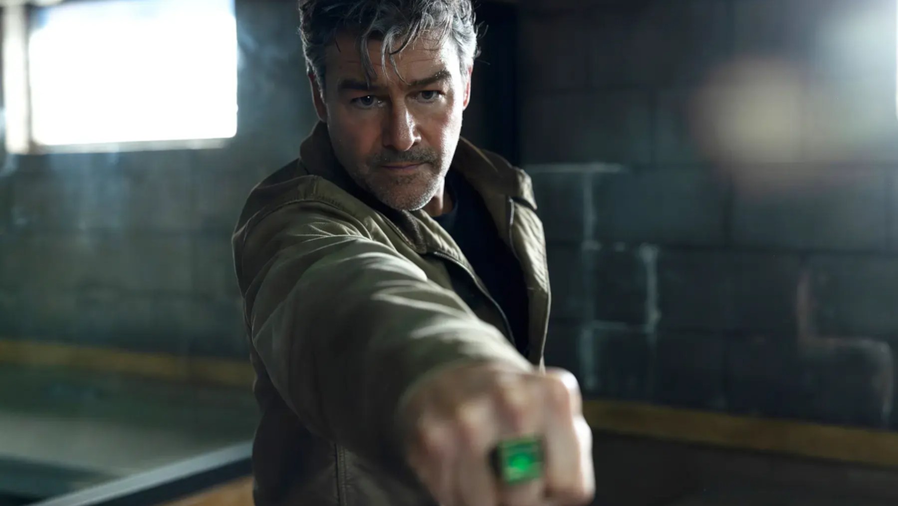 Lanterns Just Quietly Teased How Hal Jordan Can Still Appear Without Breaking the DCU's Death Rule