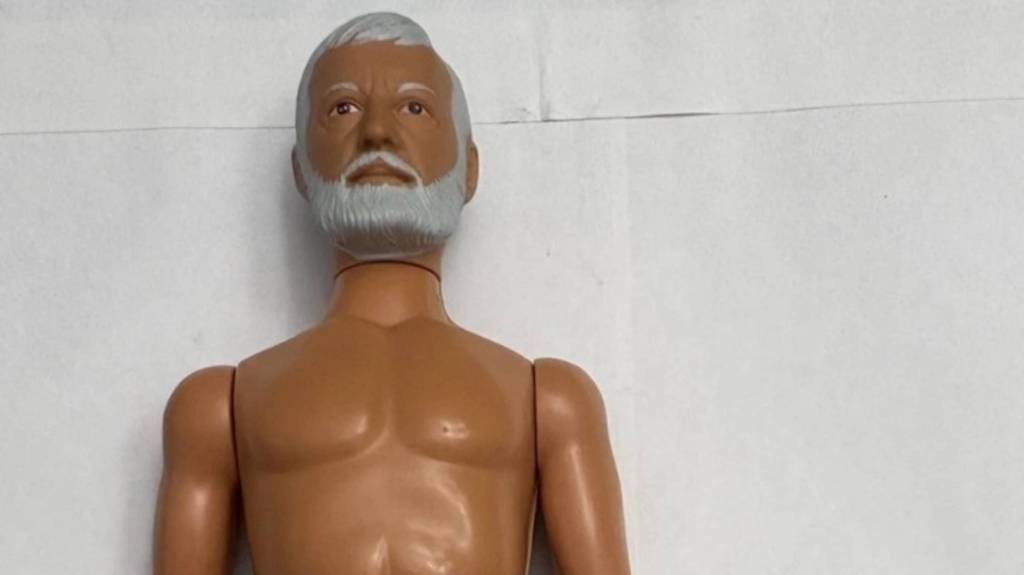1978 Kenner Star Wars Obi-Wan Kenobi 12” figure without robes.