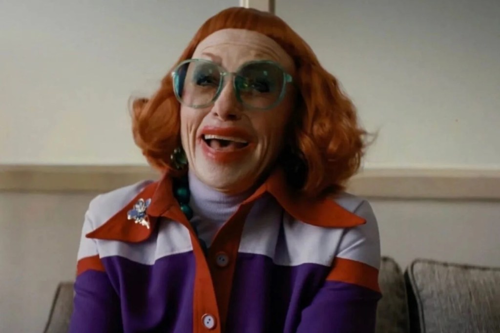Amy Madigan as Gladys.