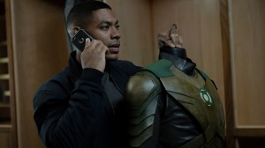 DC Hid a Hilarious Blink-and-You-Miss-It Joke in Lanterns (And It Makes the First Episode Even Funnier)