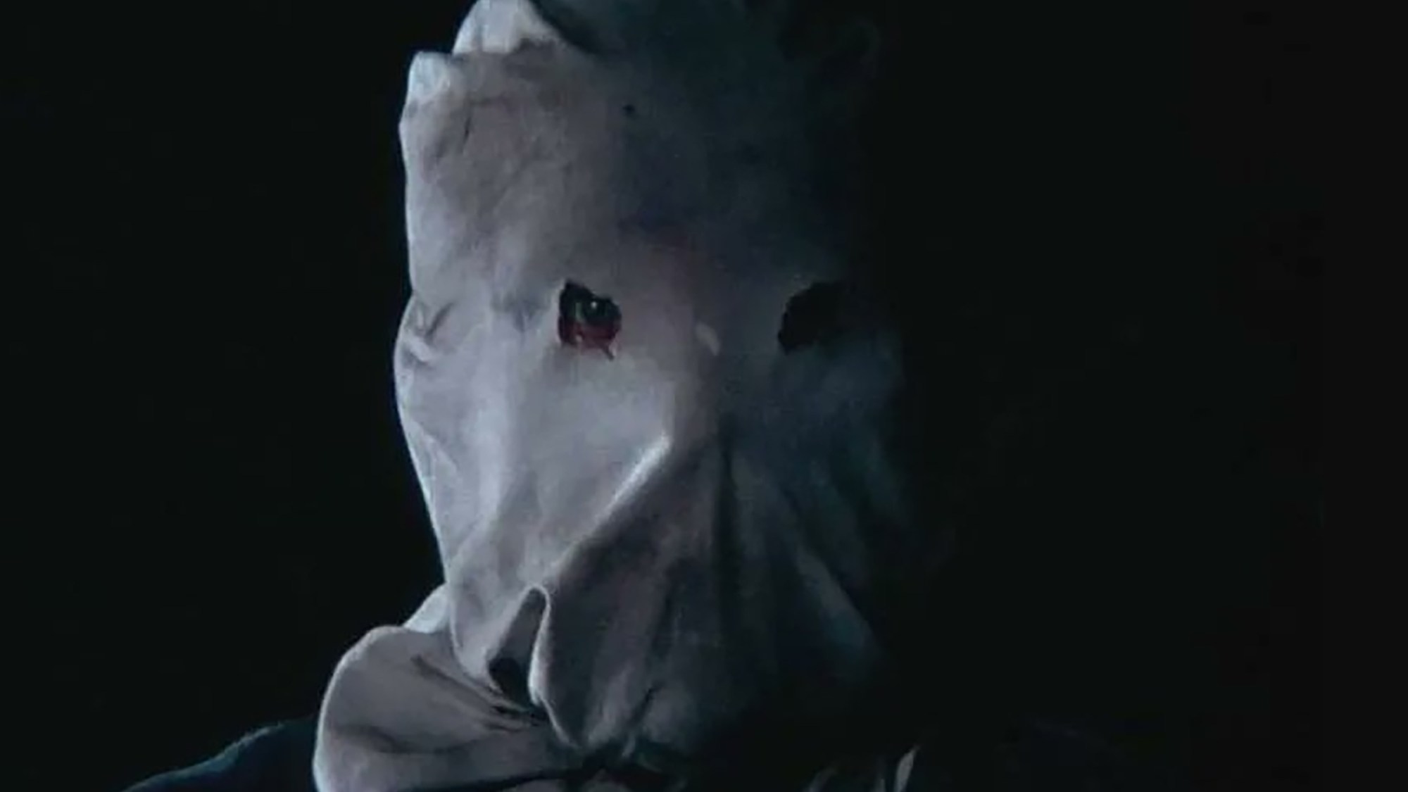 5 Cult Horror Movies From 1976 That Turn 50 This Year, Including One Ryan Murphy Remade