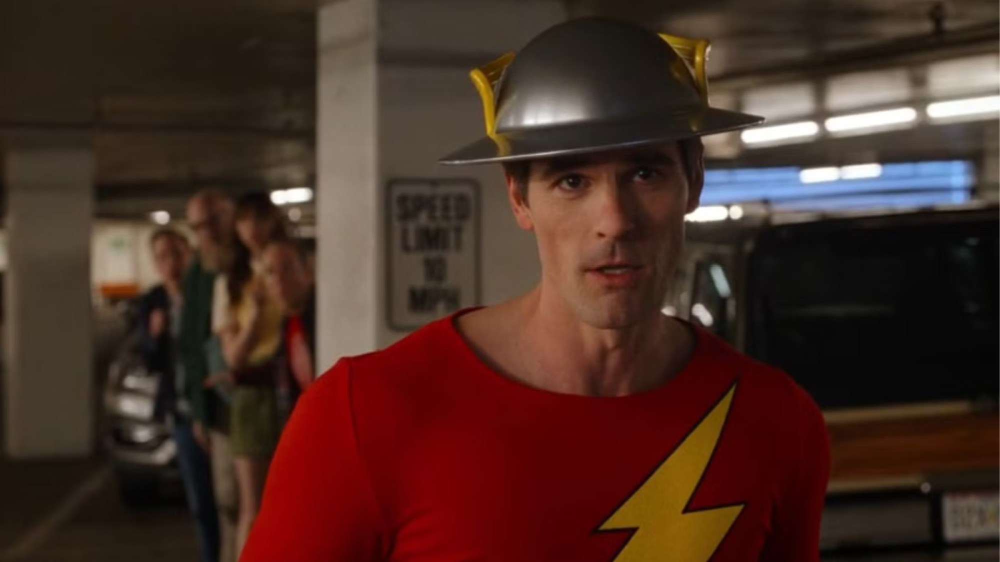 Photo: comicbook.com Big Bang Theory Spinoff Creators Wanted Green Lantern Instead of The Flash