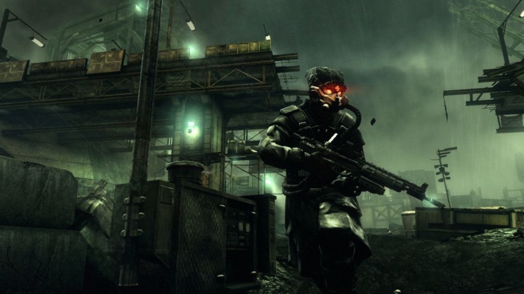 A Helghast soldier running in Killzone 2 on PlayStation 3.