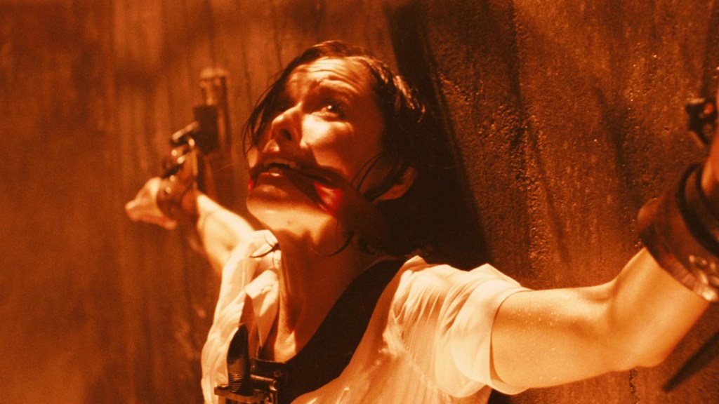 The Best 2000s Horror Franchise Reinvented Itself 17 Years Ago, And Surprising Competition Destroyed It