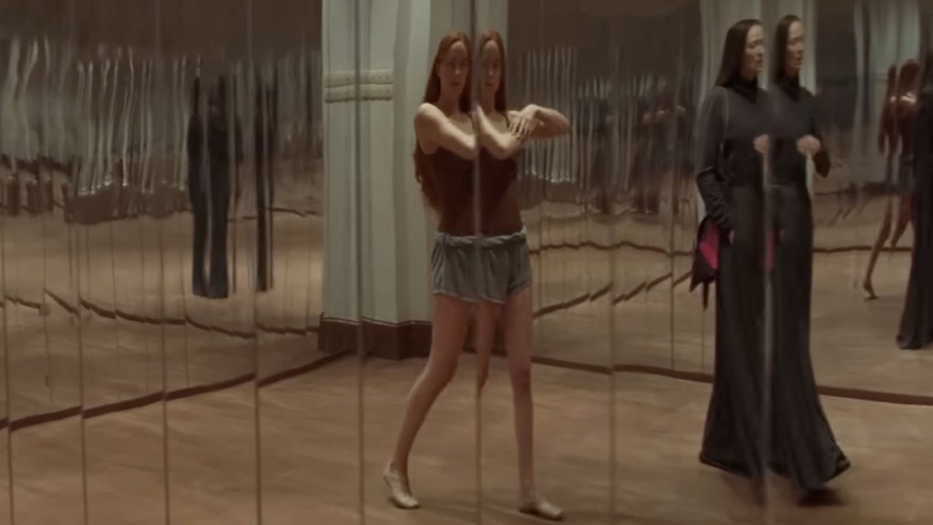 Dakota Johnson’s Forgotten Horror Remake Premiered 8 Years Ago, And It’s Secretly Her Best Movie