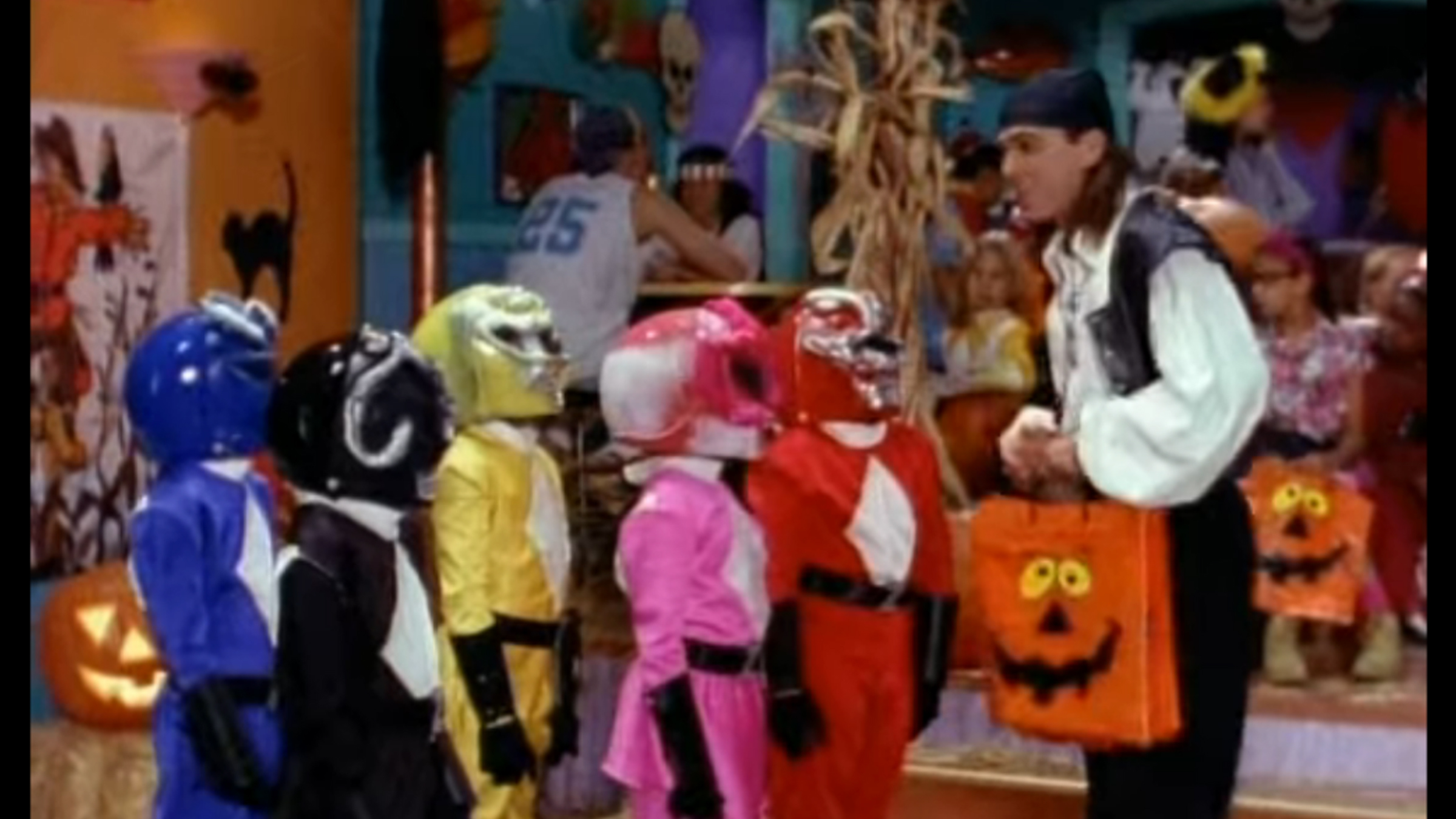 Power Ranger Ultime Mighty Morphin Power Rangers' Best Halloween Episode Brought Back Six ...